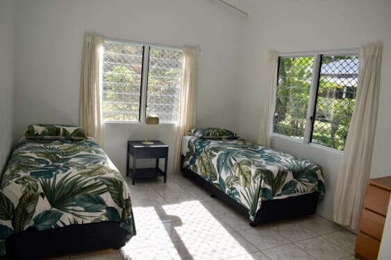 Second bedroom, the singles can be zipped together